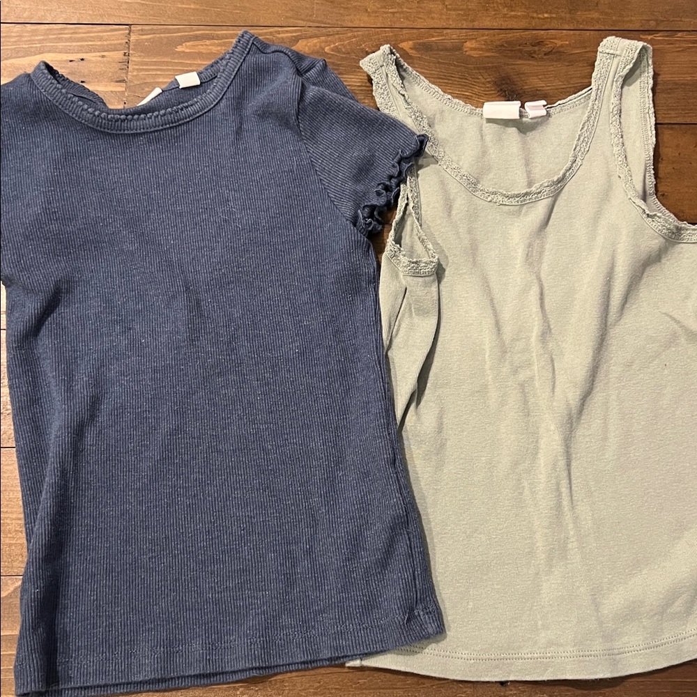 Gap kids shirts x 2 size 6/7